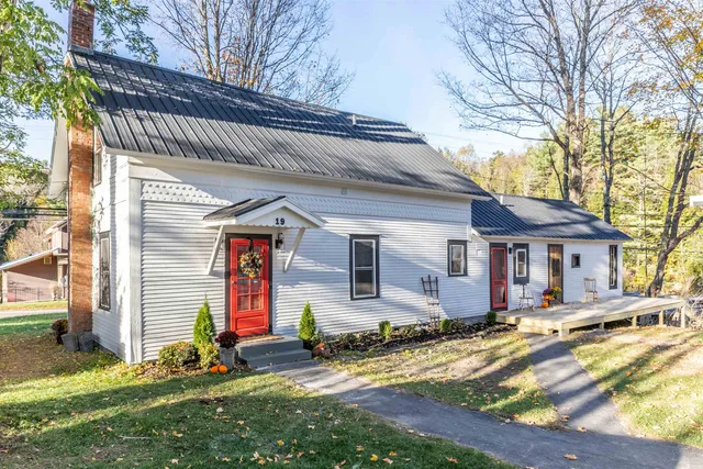 $450,000 | 19 Sinclair Road, Johnson, VT 05656