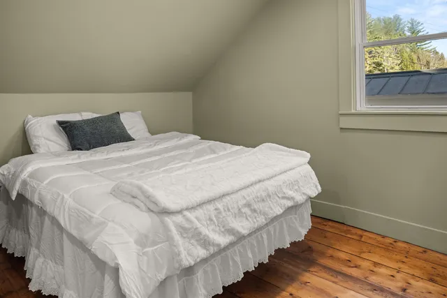 $450,000 | 19 Sinclair Road, Johnson, VT 05656