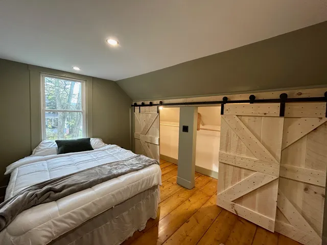 $450,000 | 19 Sinclair Road, Johnson, VT 05656