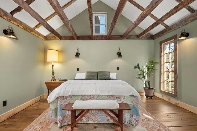 $450,000 | 19 Sinclair Road, Johnson, VT 05656