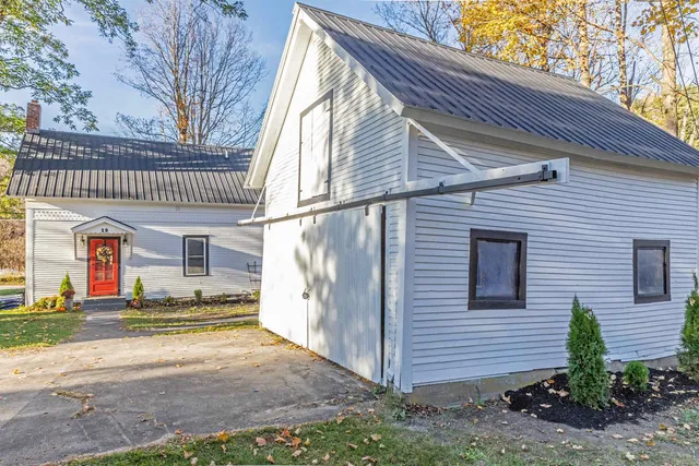 $450,000 | 19 Sinclair Road, Johnson, VT 05656