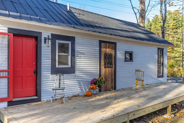 $450,000 | 19 Sinclair Road, Johnson, VT 05656
