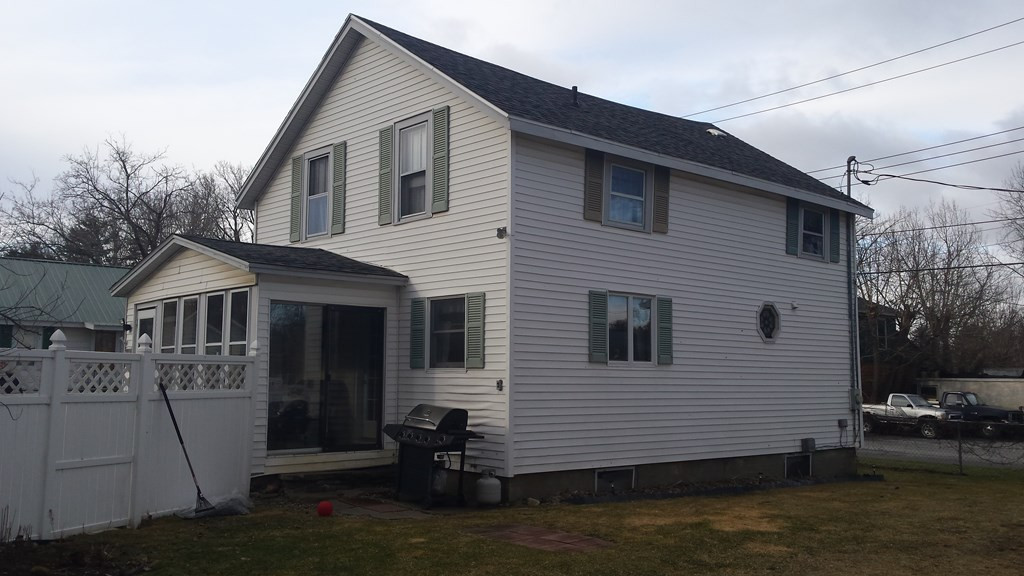 8 Lyon Street Plattsburgh, NY 12901 - Photo 3 of 22 Gallery Image 3