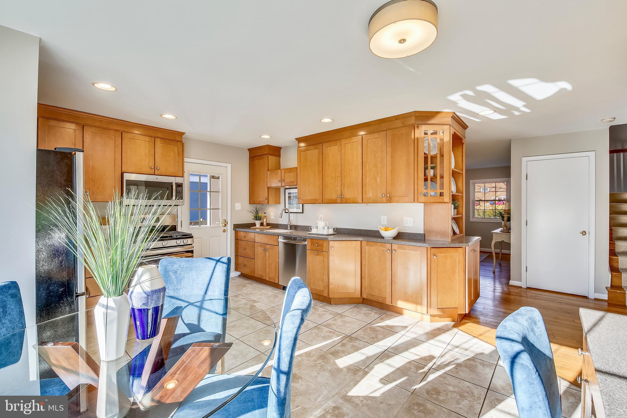 11111 Stillwater Avenue Kensington, MD 20895 - Photo 14 of 47 Breakfast room open to kitchen