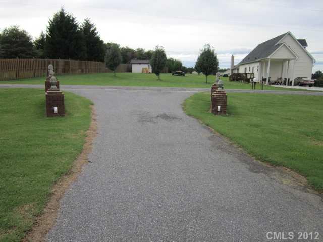 114 Rabbit Highway Harmony, NC 28634 - Photo 11 of 16 a view of outdoor space yard and green space