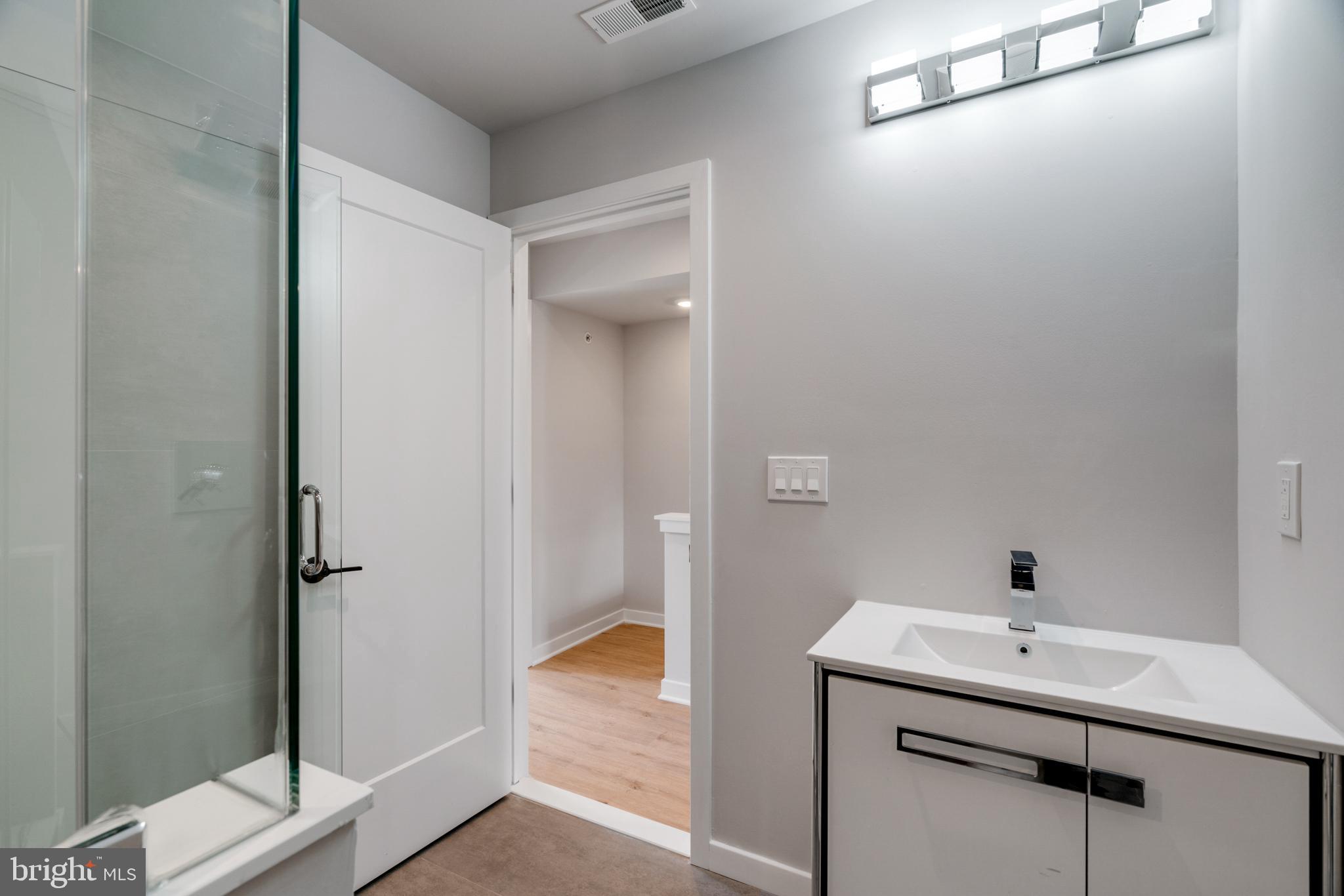 428 Master Street, Unit A3 Philadelphia, PA 19122 - Photo 21 of 40