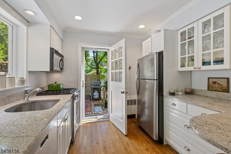 731 Long Hill Road Gillette, NJ 07933 - Photo 7 of 25