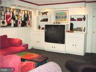 719 Oxford Road Bala Cynwyd, PA 19004 - Photo 4 of 6 Gallery Image 4