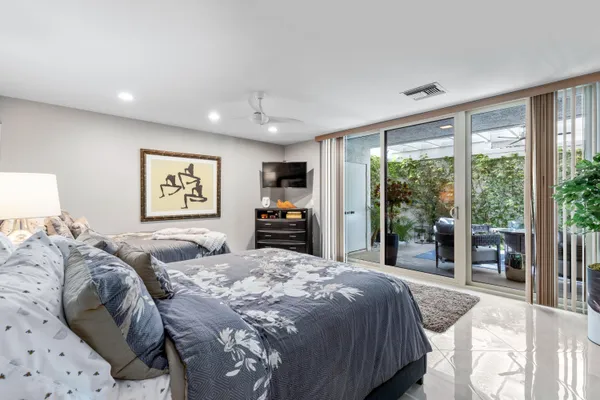 $1,289,000 | 10 Lafayette Drive, Rancho Mirage, CA 92270