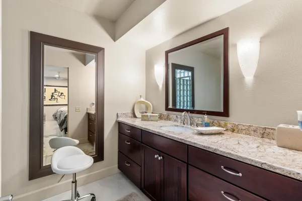 $1,289,000 | 10 Lafayette Drive, Rancho Mirage, CA 92270