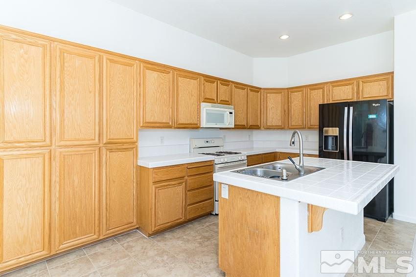3085 Roxbury Drive Reno, NV 89523 - Photo 3 of 22 Photo 3