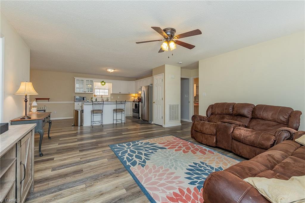 242 Jala Lane Lexington, NC 27292 - Photo 7 of 27