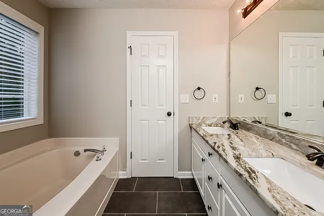 $2,390 | 60 Berkshire Run, Covington, GA 30016