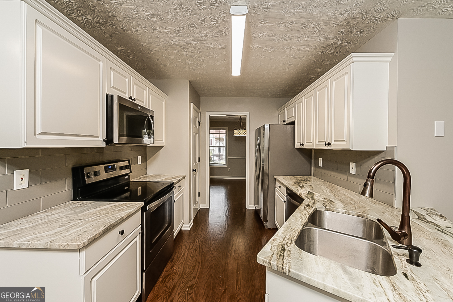 60 Berkshire Run Covington, GA 30016 - Photo 5 of 17