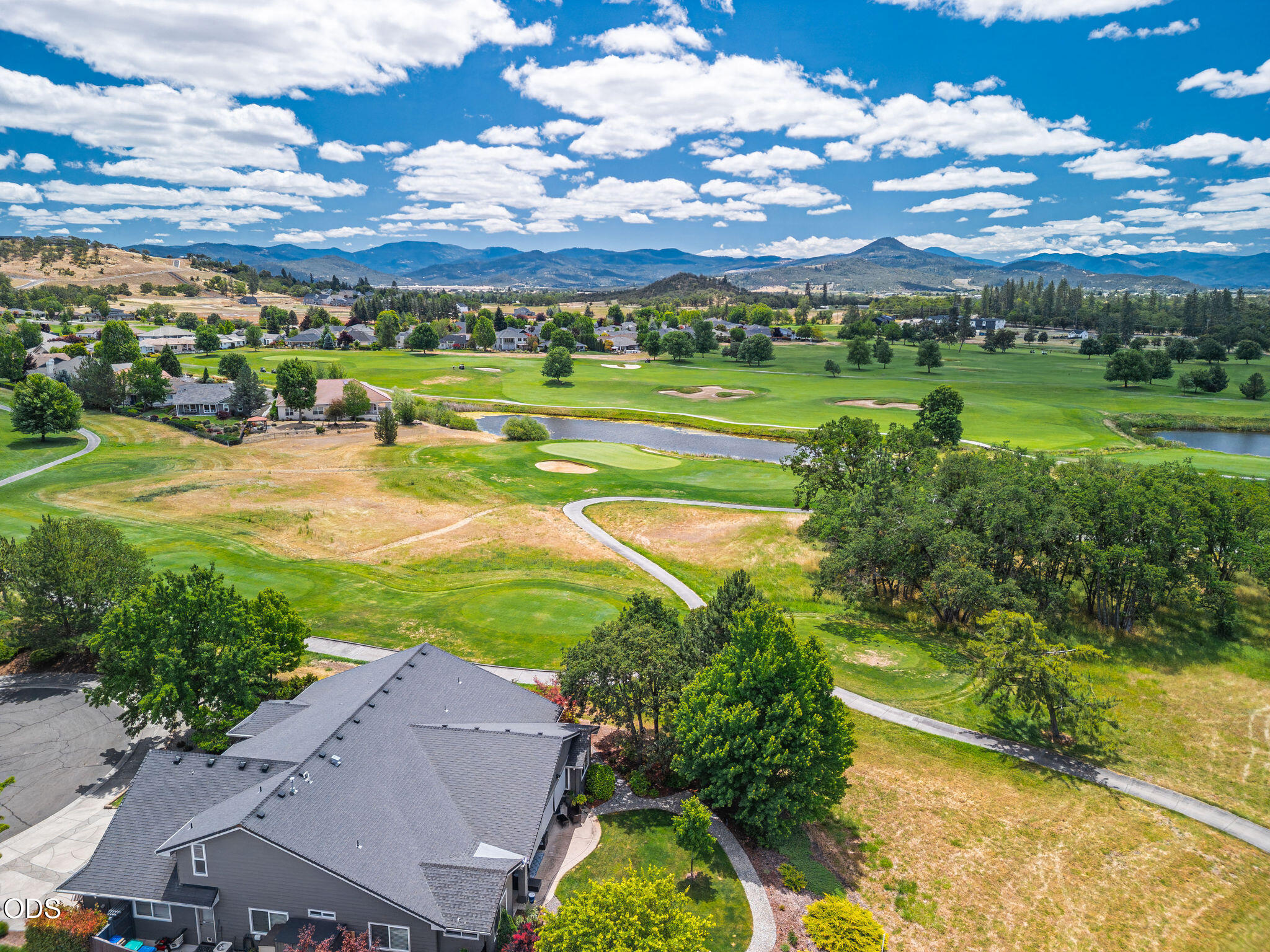 1085 Oak Grove Court Eagle Point, OR 97524 - Photo 67 of 70