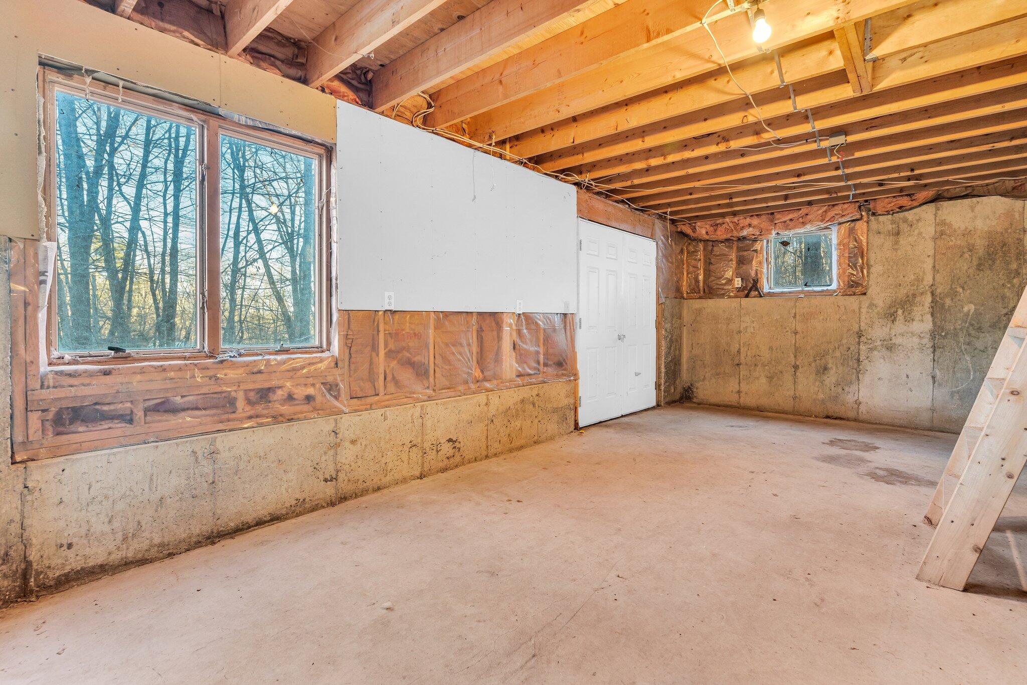 10 Groundnut Hill Road Cape Neddick, ME 03902 - Photo 45 of 54 10 groundnut storage under garage 3