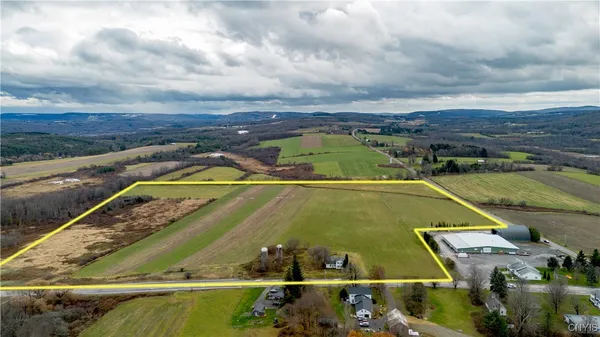 $529,900 | 8376 Highway 20, Pompey, NY 13104