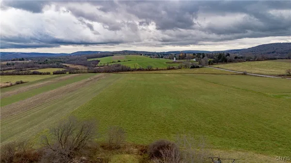 $529,900 | 8376 Highway 20, Pompey, NY 13104