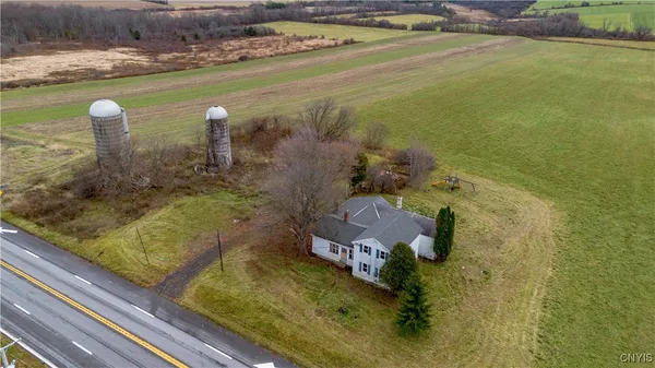 $529,900 | 8376 Highway 20, Pompey, NY 13104