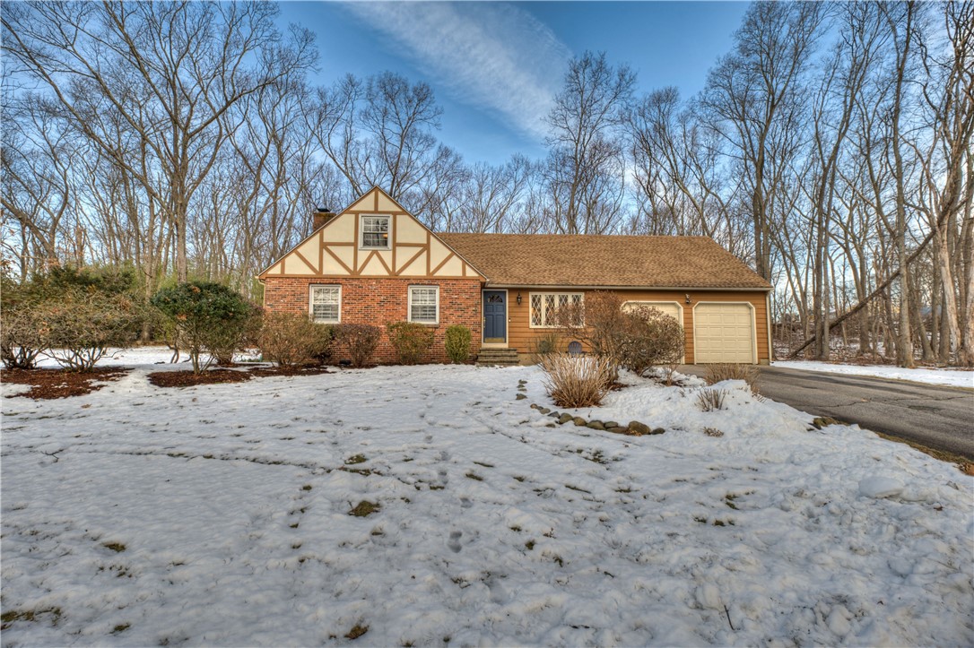 219 Brian Drive Warwick, RI 02886 - Photo 2 of 38