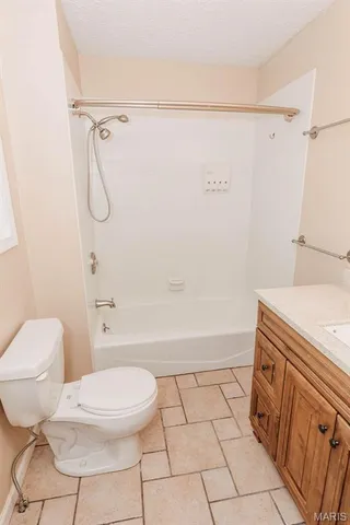 $415,000 | 42485 Hwy Bb, Dixon, MO 65459