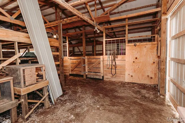 $415,000 | 42485 Hwy Bb, Dixon, MO 65459