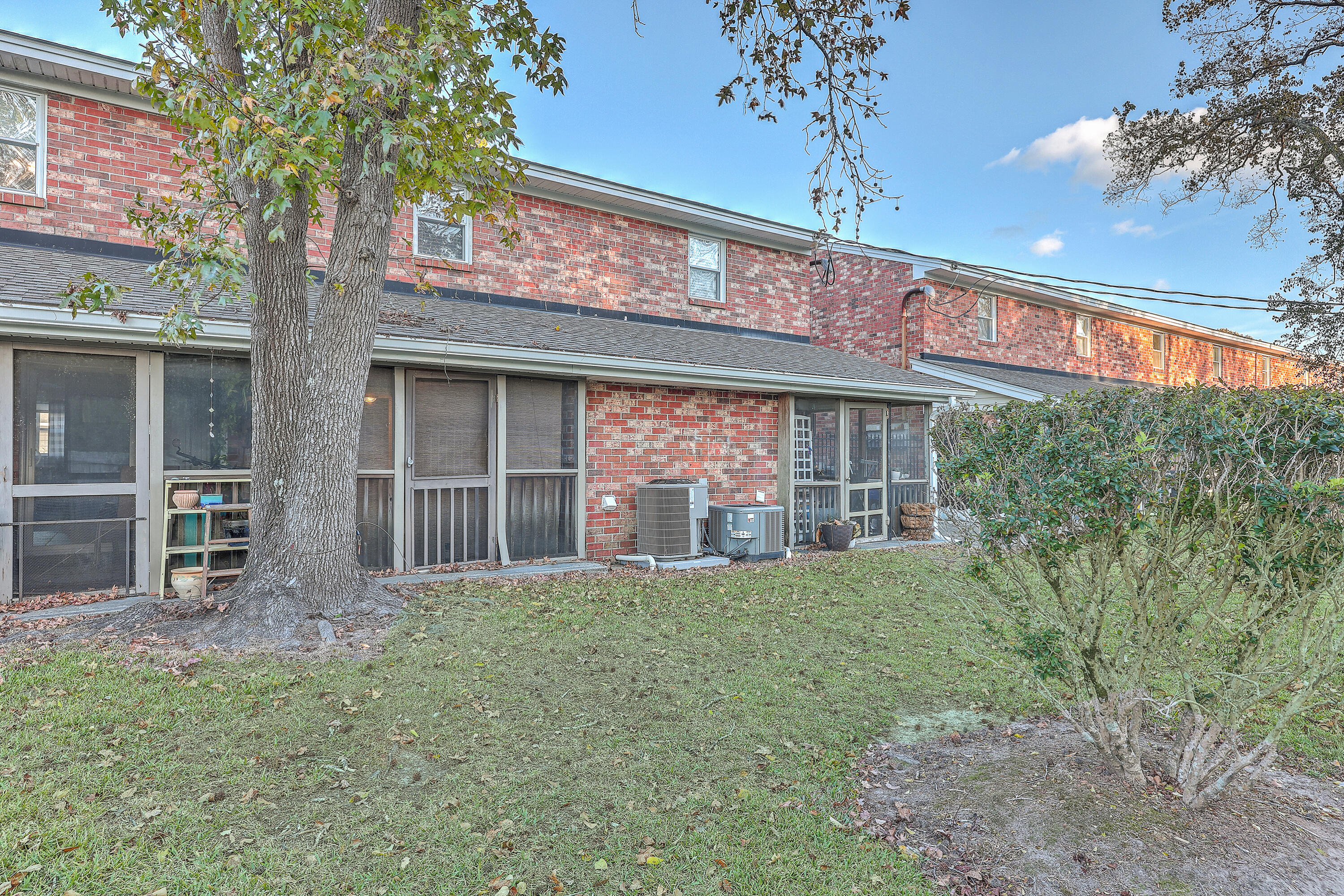 1852 Mepkin Road, Unit F2 Charleston, SC 29407 - Photo 19 of 23 ZYN_4708_09_10_11_12_13_14