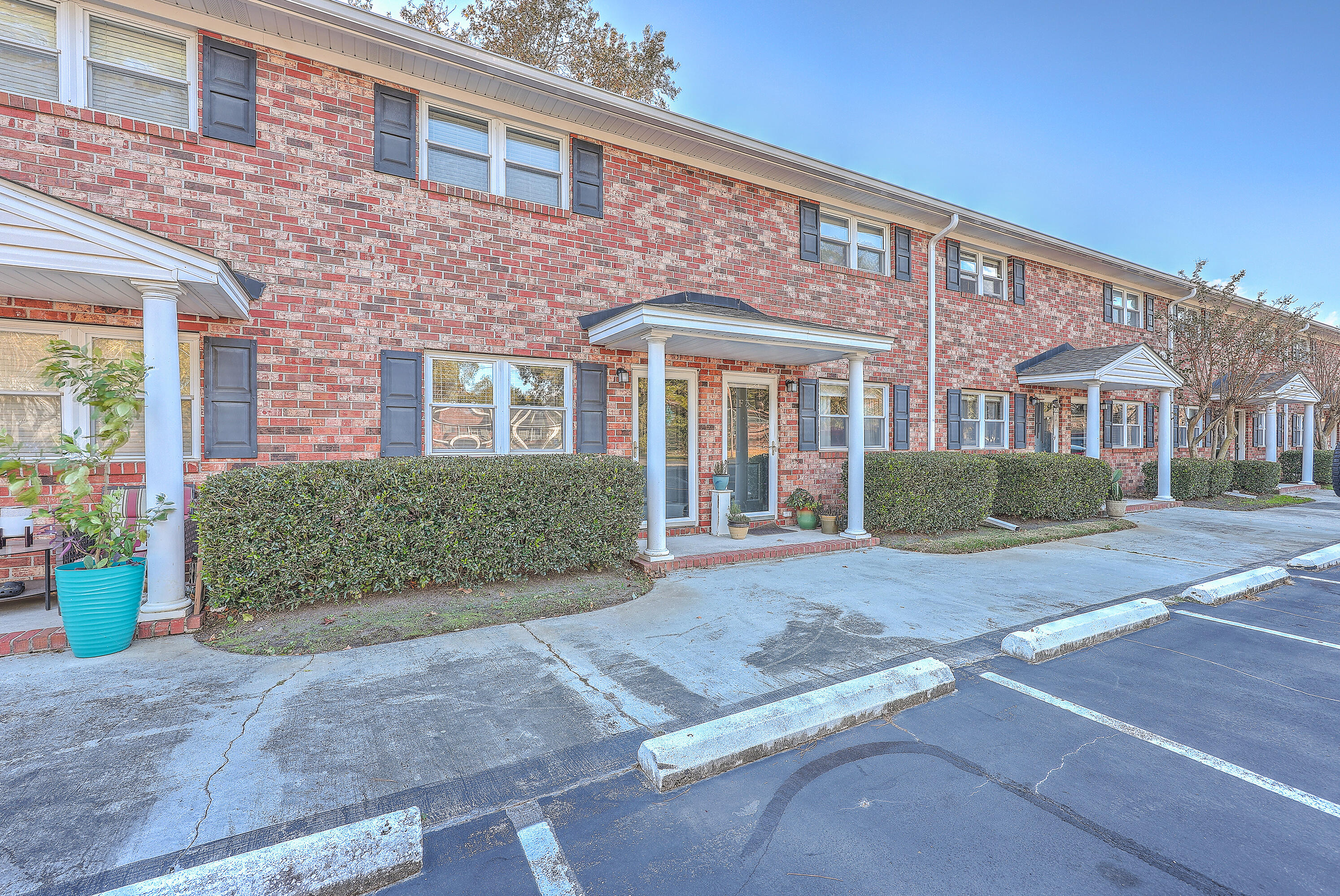 1852 Mepkin Road, Unit F2 Charleston, SC 29407 - Photo 22 of 23 ZYN_4575_76_77_78_79_80_81