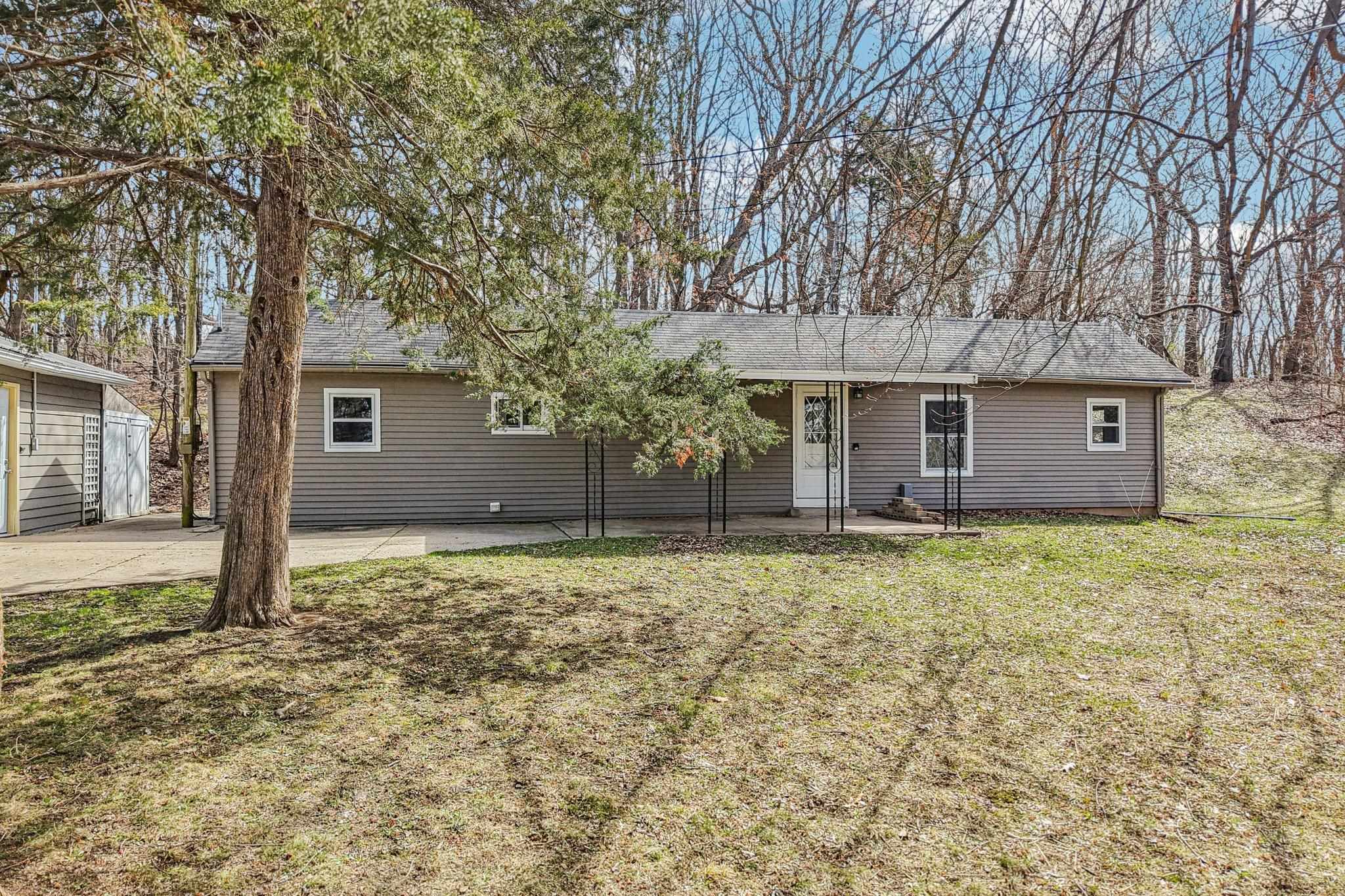 5040 Crestview Road Marshall, WI 53559 - Photo 35 of 39