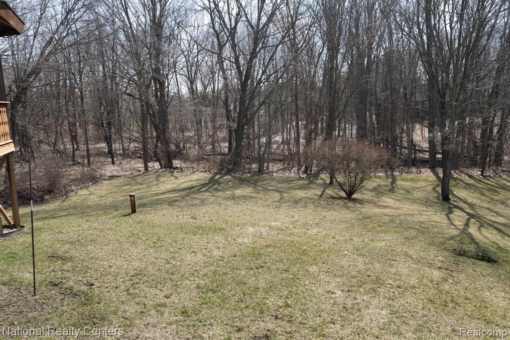 464 Mack Road Leonard, MI 48367 - Photo 38 of 41