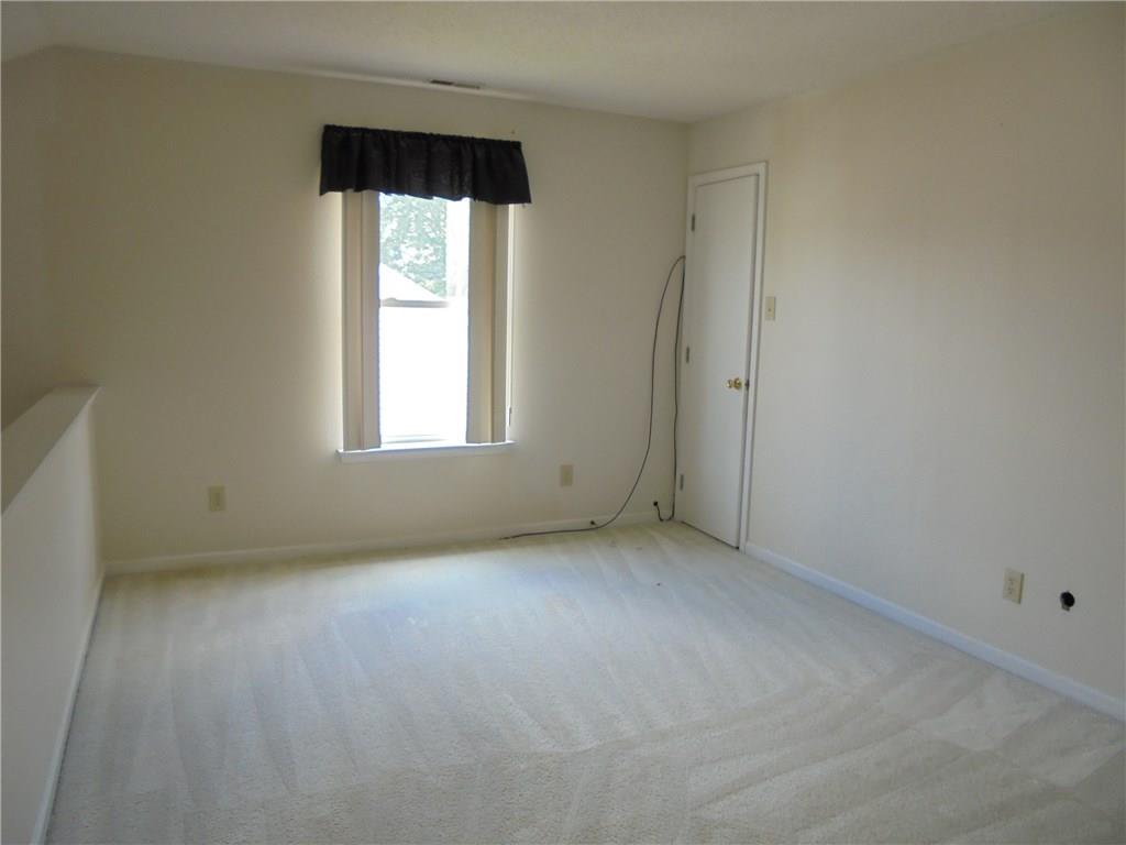 7423 Redcliff Road Indianapolis, IN 46256 - Photo 12 of 13 Gallery Image 12