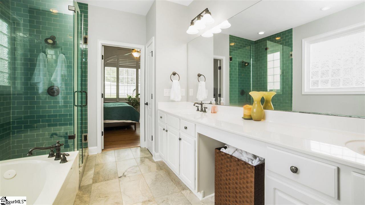 7 Aldgate Way Greer, SC 29650 - Photo 5 of 36 Gallery Image 5