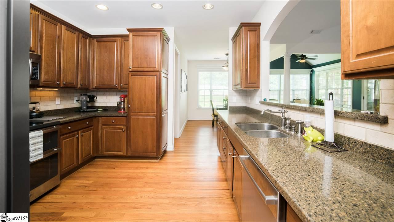 7 Aldgate Way Greer, SC 29650 - Photo 9 of 36 Gallery Image 9