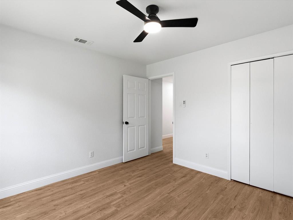 1952 Rambling Ridge Lane Carrollton, TX 75007 - Photo 19 of 29