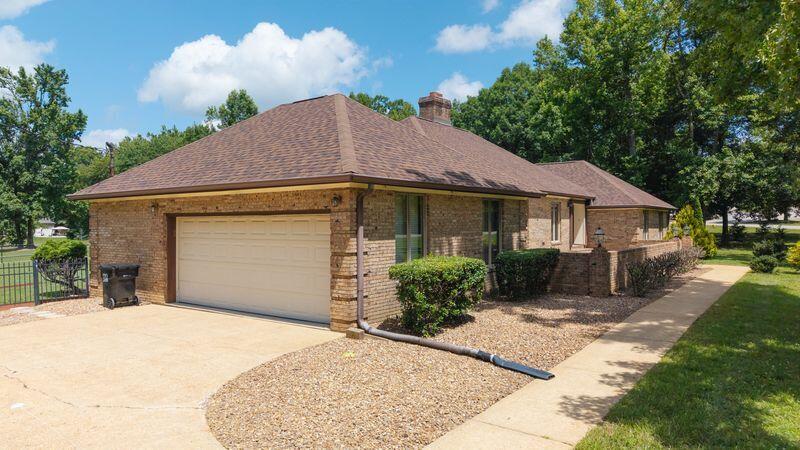 9031 Brow Lake Road Soddy-Daisy, TN 37379 - Photo 5 of 50 9031 Brow Lake 38