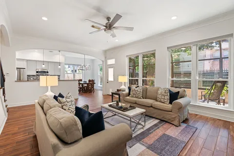 $1,035,000 | 4313 Dorothy Street, Bellaire, TX 77401