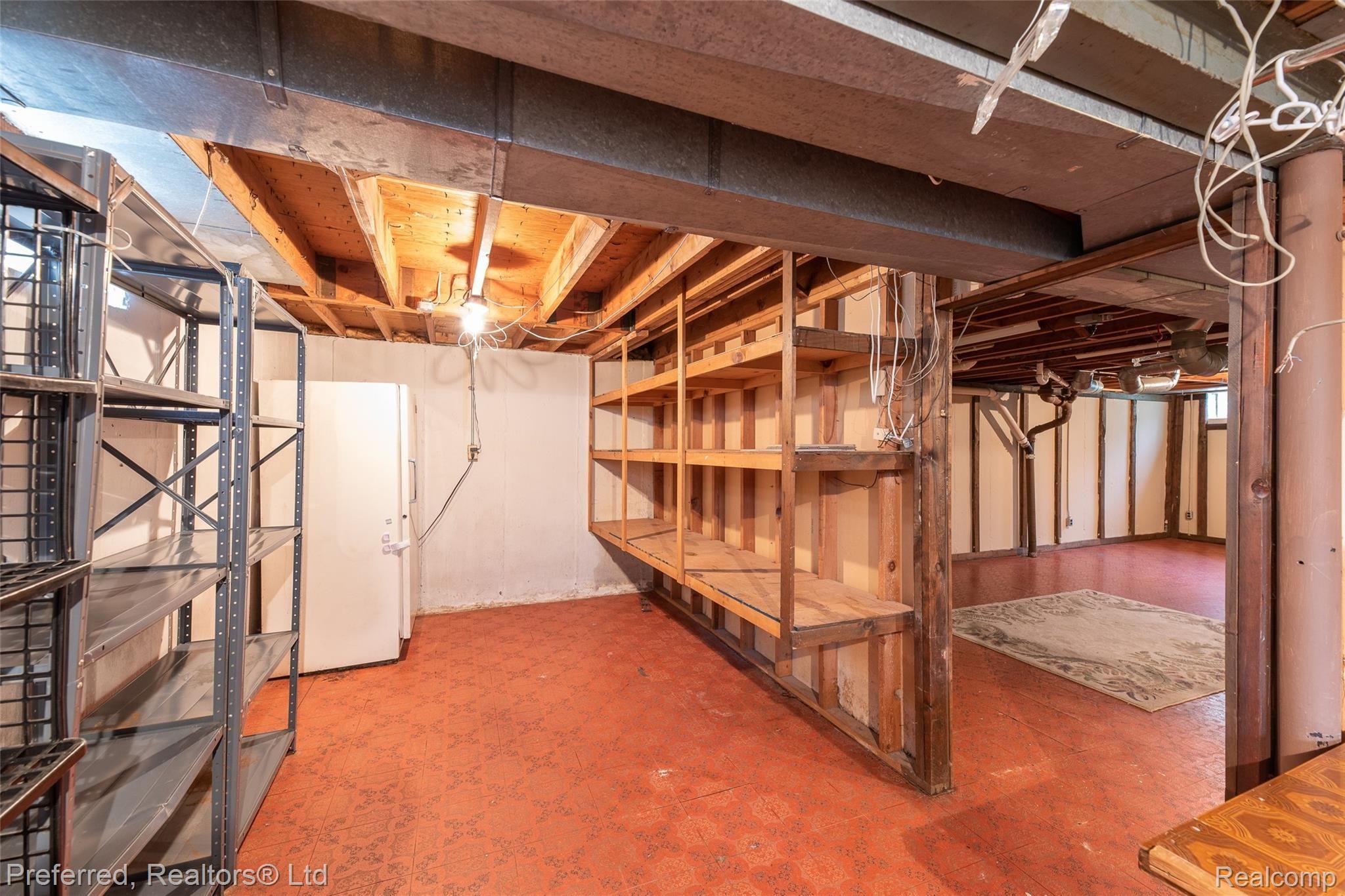 19045 Norwich Road Livonia, MI 48152 - Photo 20 of 30 Norwich-43.jpg