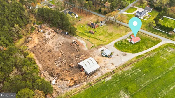 a view of a basket ball court