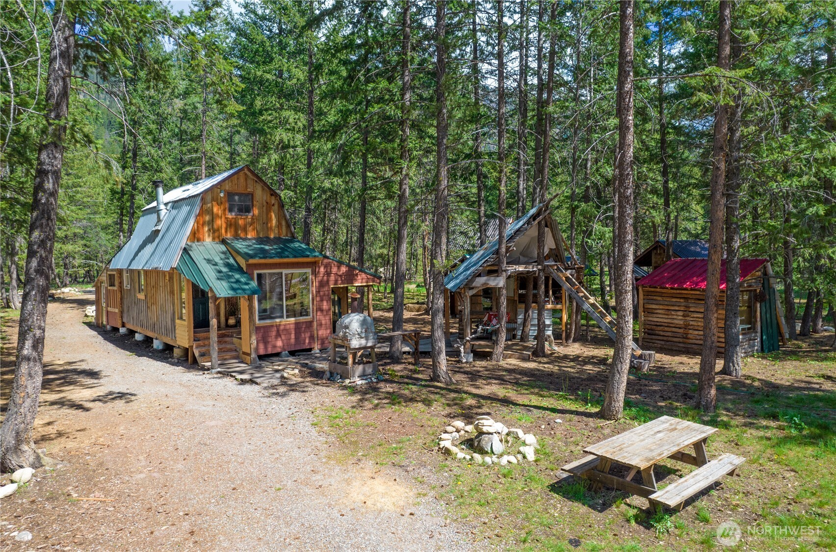 11 Mink Road Mazama, WA 98833 - Photo 1 of 6 Gallery Image 1