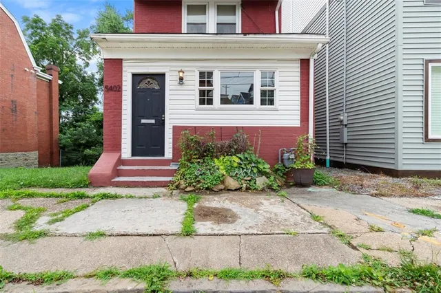 $1,600 | 5402 Kincaid Street, Pittsburgh, PA 15206