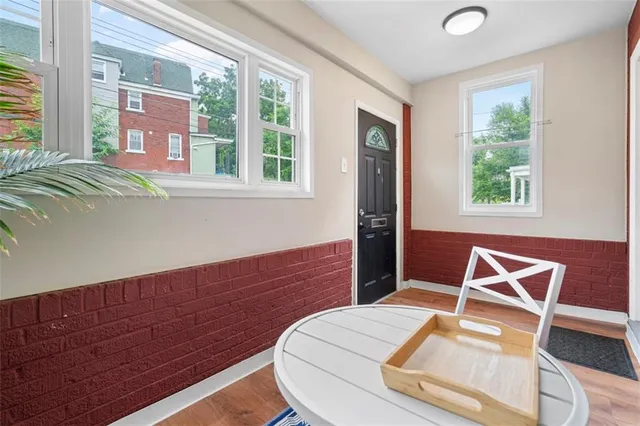 $1,600 | 5402 Kincaid Street, Pittsburgh, PA 15206