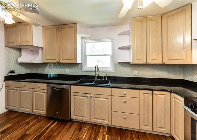 403 Yellowstone Road Colorado Springs, CO 80910 - Photo 6 of 20