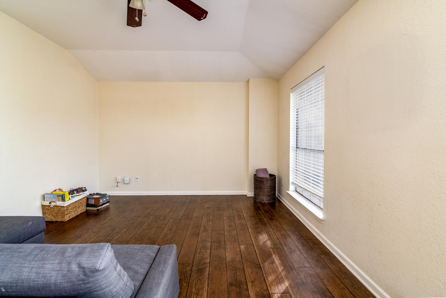 9301 Tea Rose Trail Austin, TX 78748 - Photo 16 of 36 Upstairs bonus room open too the main floor