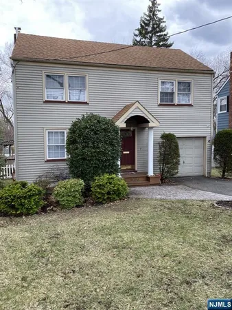 $3,500 | 530 East Passaic Avenue, Bloomfield, NJ 07003
