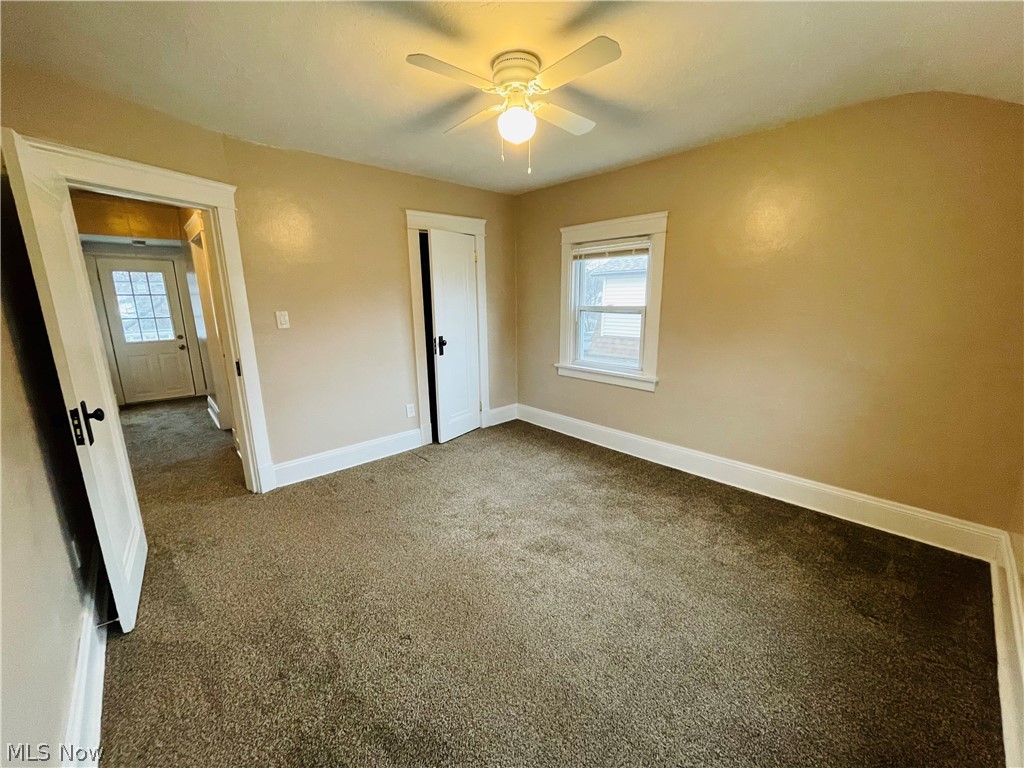 4395 Elmwood Road Cleveland, OH 44121 - Photo 20 of 26