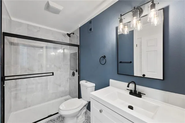 $275,000 | 7 Oak Hill Cluster, Independence, MO 64057