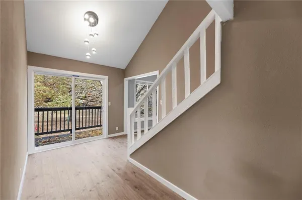 $275,000 | 7 Oak Hill Cluster, Independence, MO 64057