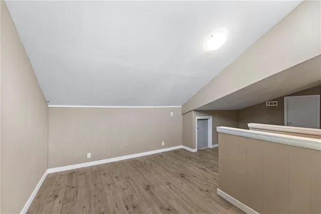 $275,000 | 7 Oak Hill Cluster, Independence, MO 64057