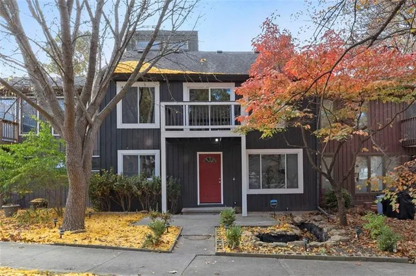 $275,000 | 7 Oak Hill Cluster, Independence, MO 64057