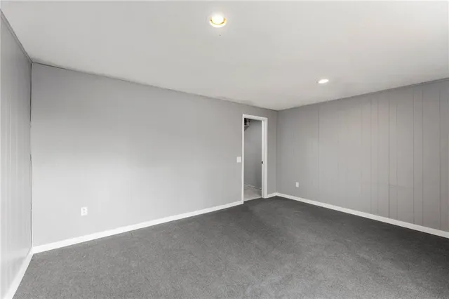 $275,000 | 7 Oak Hill Cluster, Independence, MO 64057